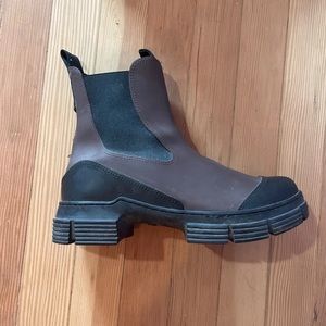Ganni brown rainboots